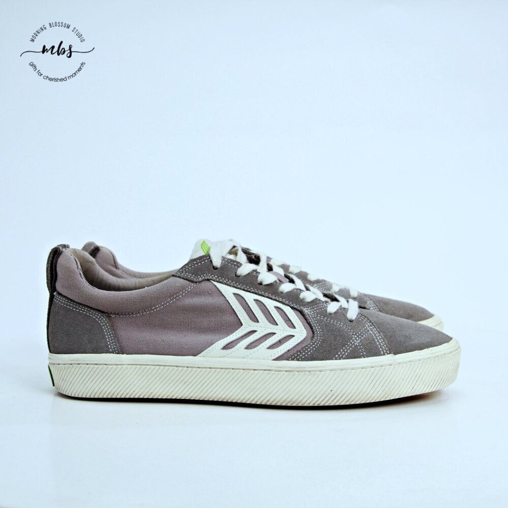 Cariuma Catiba Pro Suede Unisex Lace Up Sneakers Gray White Women 11 Men 9.5